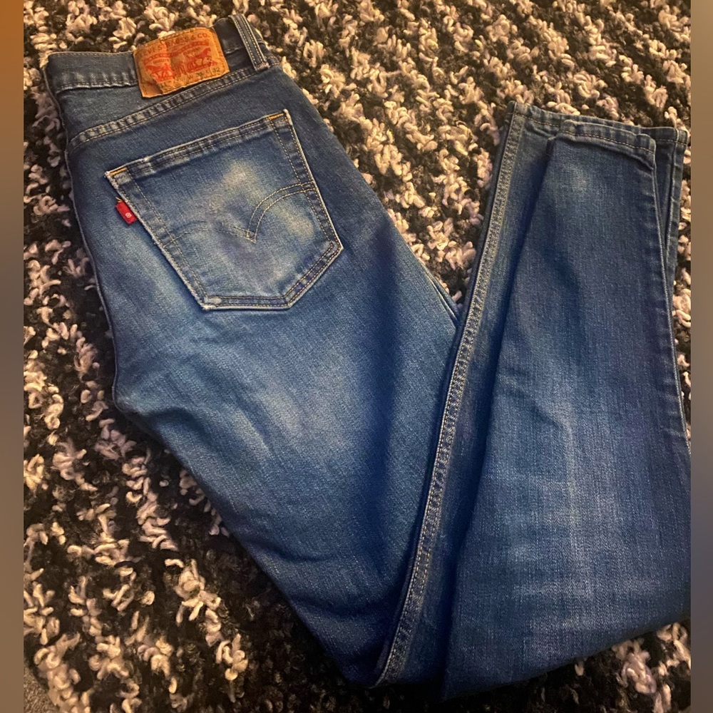Levi Straus 511- Men’s Skinny Jeans- distressed